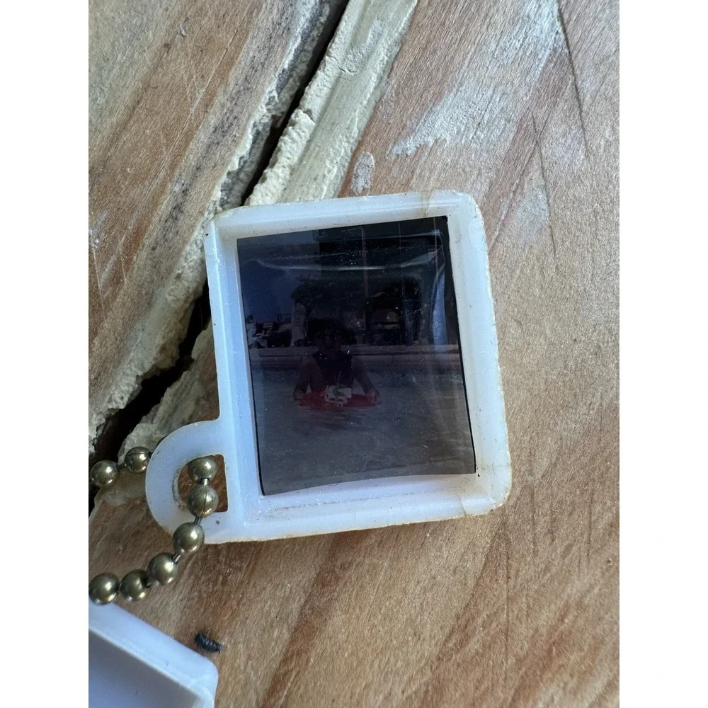 9 Vintage Generic Photo Film Negative Viewfinders Keychains‎ Lot